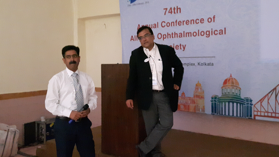 dr neeraj sanduja at annual conference of all india opthalmological society in 2016